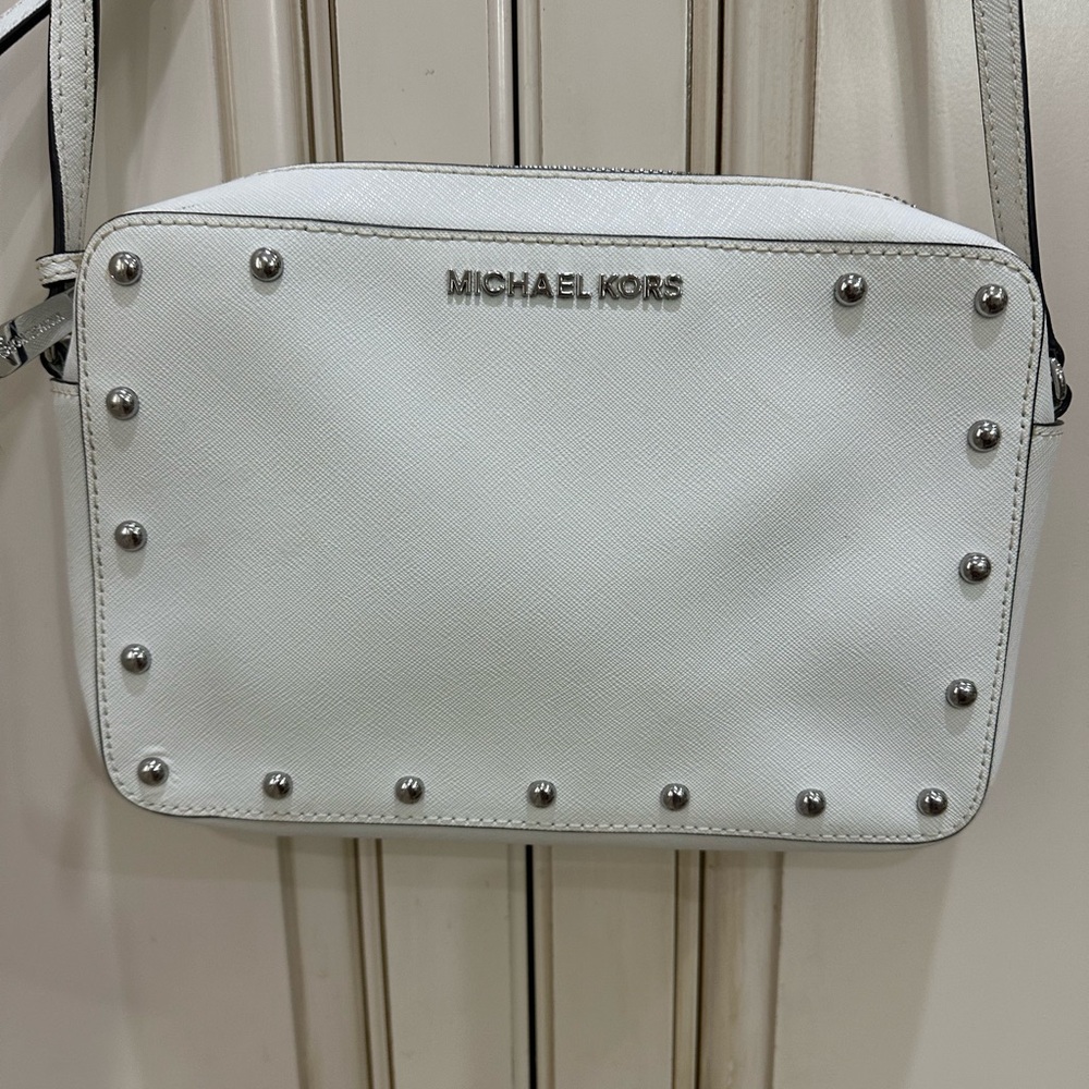 Michael Kors purse - Picture 2 of 7